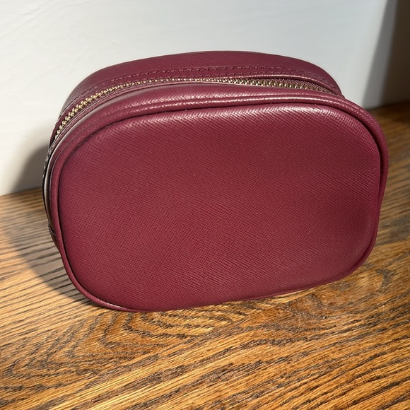 Tory Burch Cosmetic Pouch - Picture 2 of 4